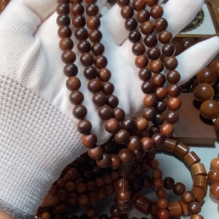 G***r檀香木老山檀香檀香王0.7*108，焦糖奶甜香