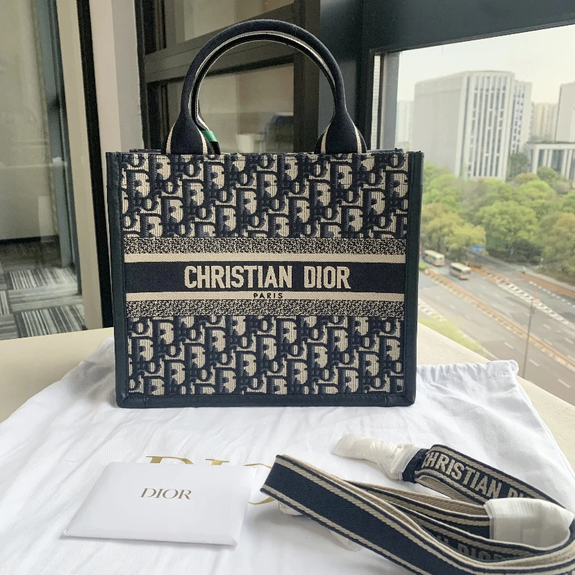 99新 DIOR/迪奥 Dior新款拼皮小号托特包 25090084-01