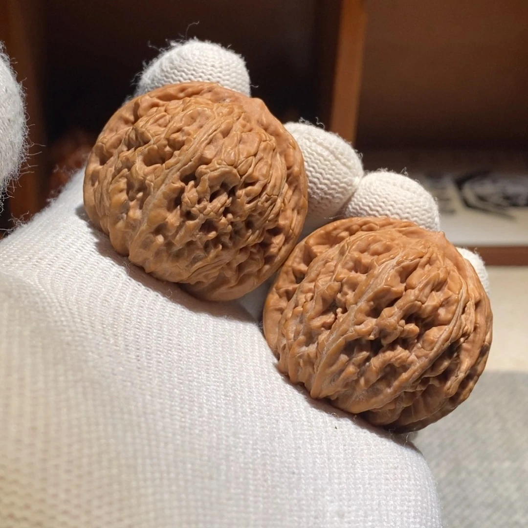 文玩核桃把件～四座楼