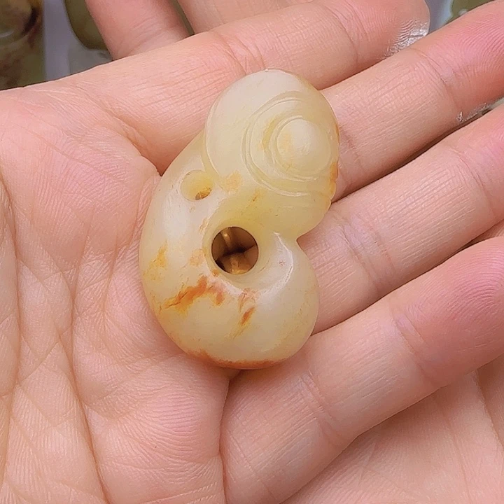 和田玉吊坠(不含链)未镶嵌扭**坤