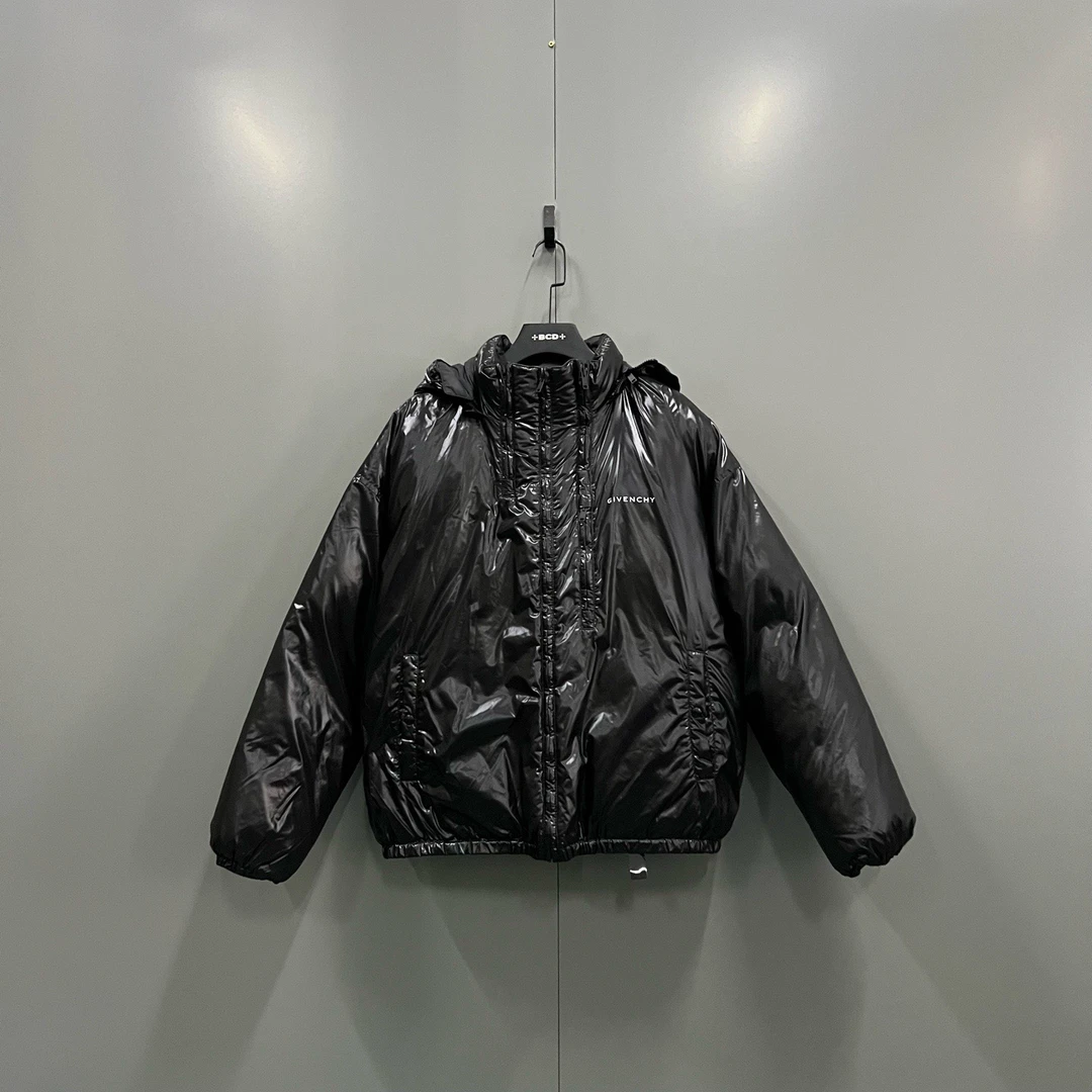 99新 Givenchy/纪梵希 h926  黑色小logo连帽羽绒服 52码610916
