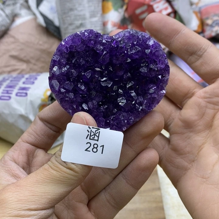 水晶大型摆件（非配饰）未镶嵌