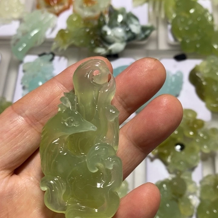 未镶嵌蛇纹石玉颈饰