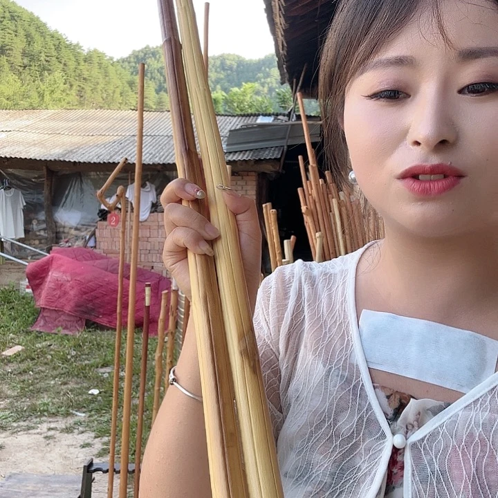 蓑***影112223655588888858