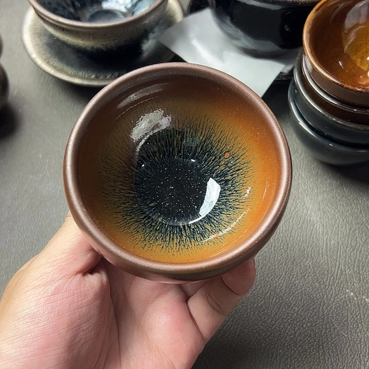 茶盏你说什么时候才来嘛就