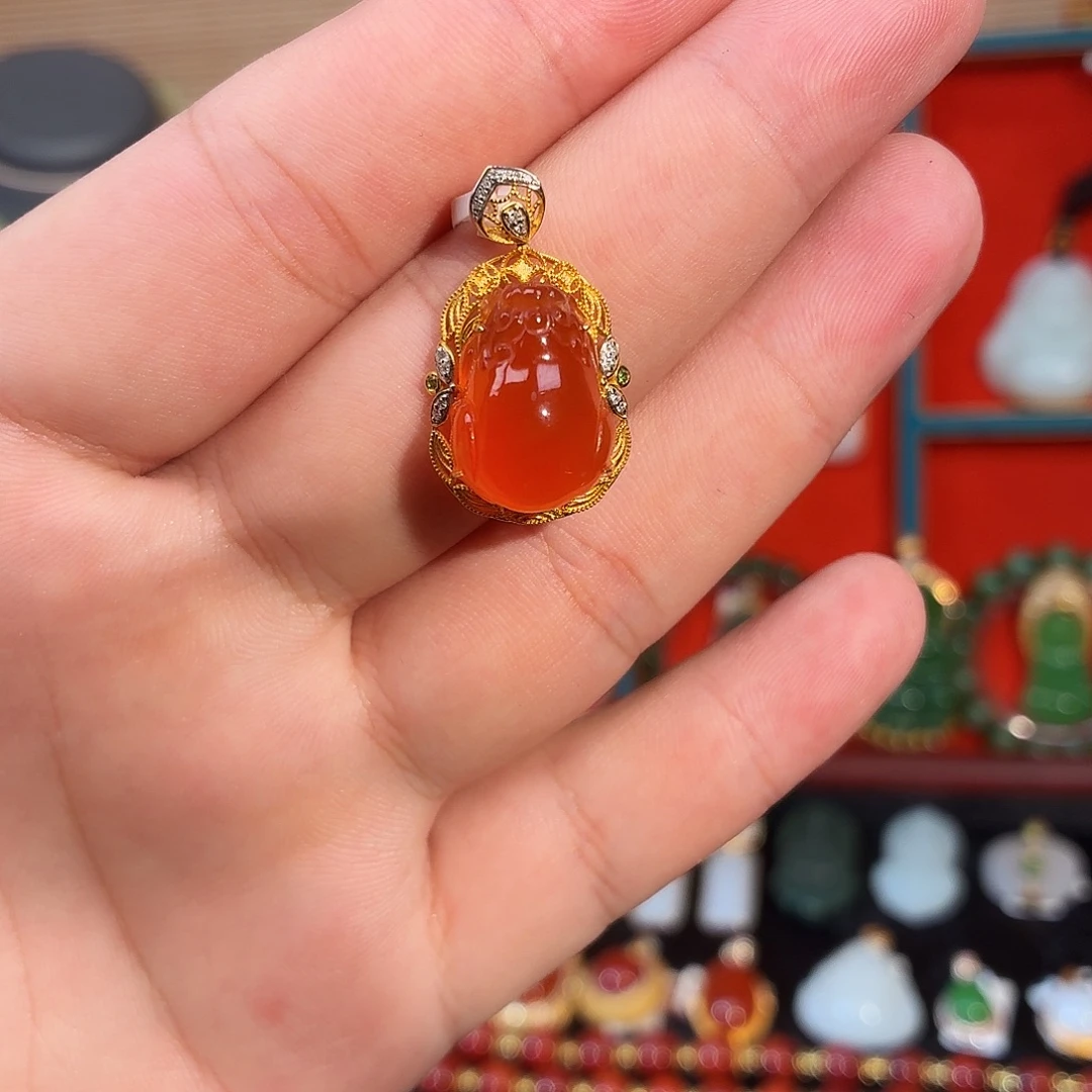 南红玛瑙18K金镶嵌吊坠(不含链)