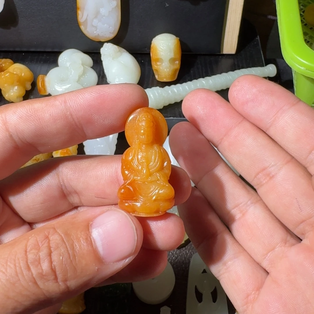 狮***生和田玉未镶嵌挂件