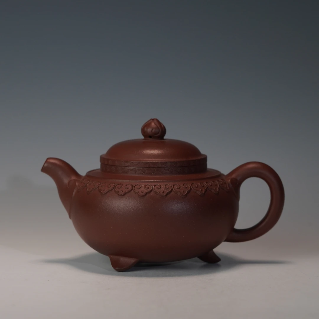 lot.22681 刘烨 底槽清云肩如意壶 340cc