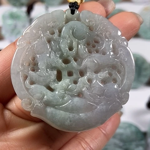 翡翠颈饰未镶嵌鼠来宝福利