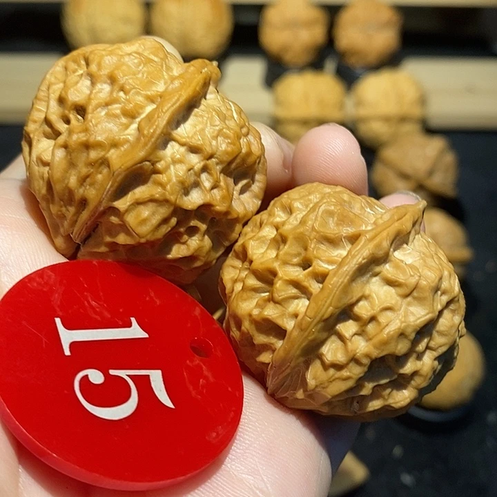 核桃舍利38核桃尺寸