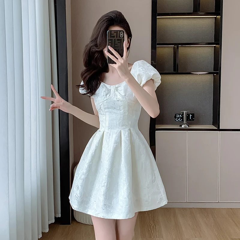 S540晗丽新款法式连衣裙泡泡袖高级气质方领收腰显瘦裙子蓬蓬短裙