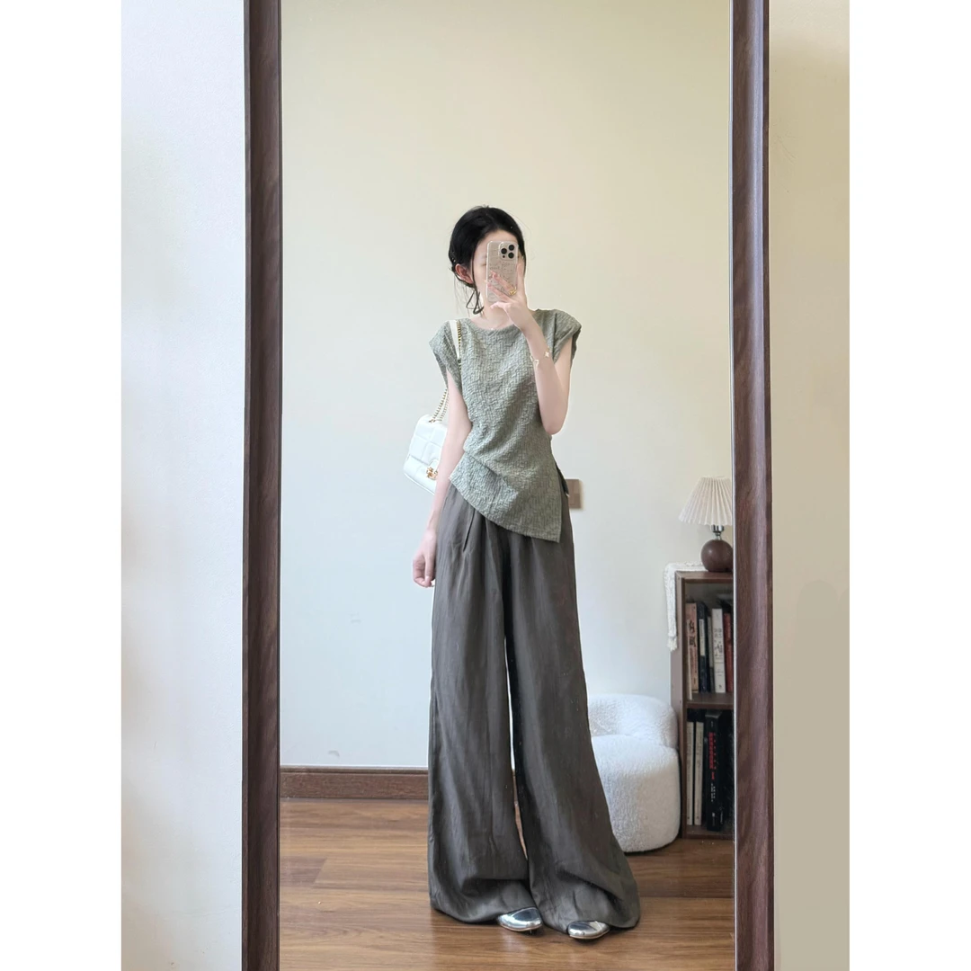 灰色斜肩短袖t恤女2025新款夏季显瘦纯欲辣妹高级感上衣裤子套装