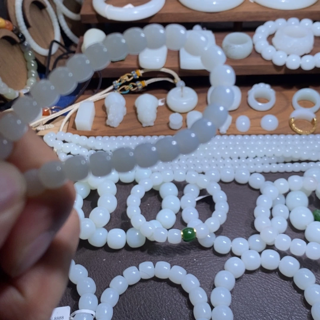 未镶嵌手链和田玉瑞*