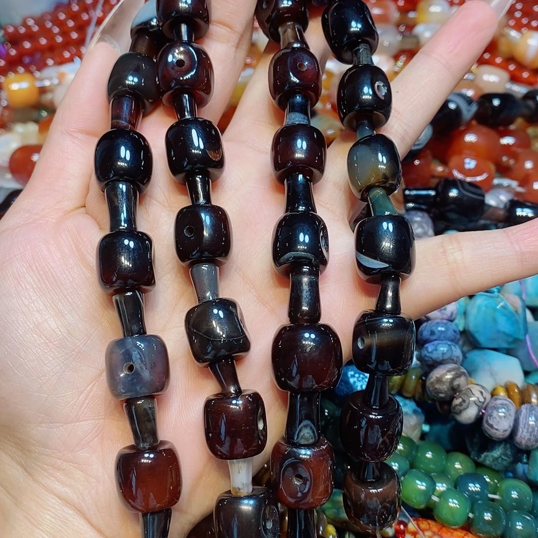 玛瑙/玉髓散珠14mm黑玛瑙3通一条