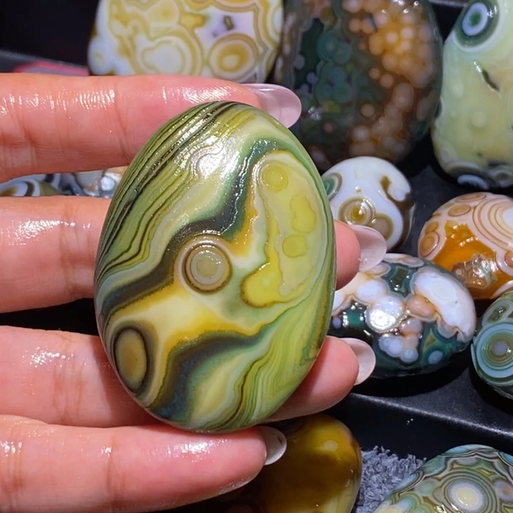 玛瑙/玉髓未镶嵌珠宝奇石103