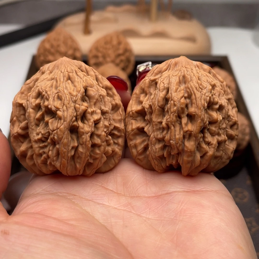 桃核把件王**啊麦穗虎头全品42