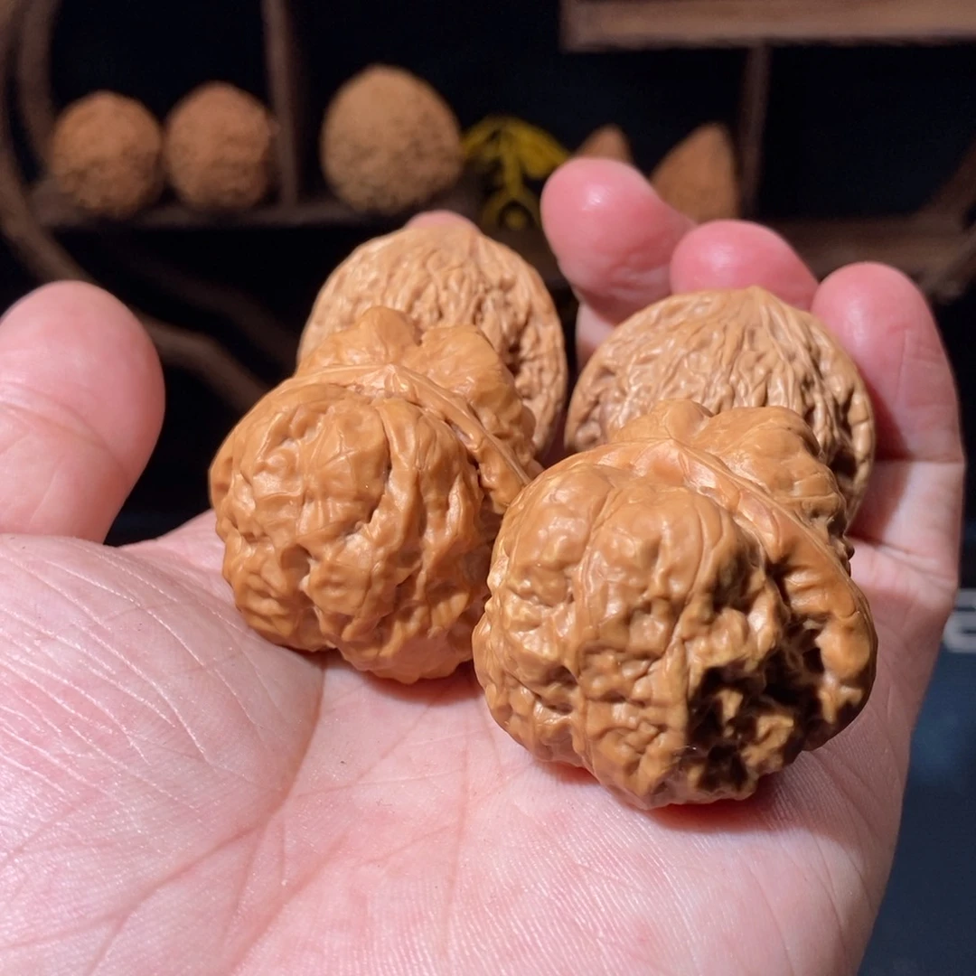 文玩核桃把件瑕疵品处理不提不换