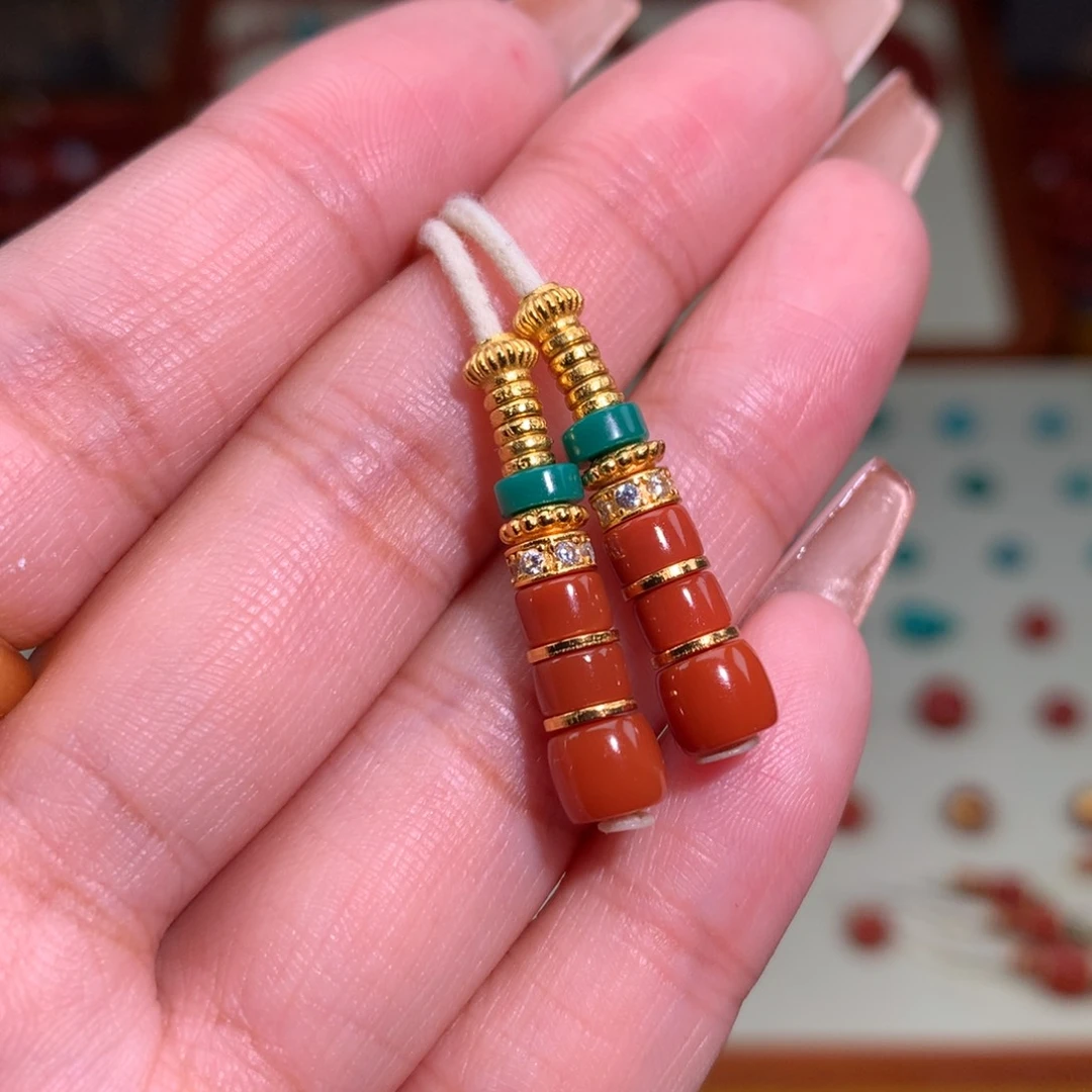 南红玛瑙颈饰未镶嵌