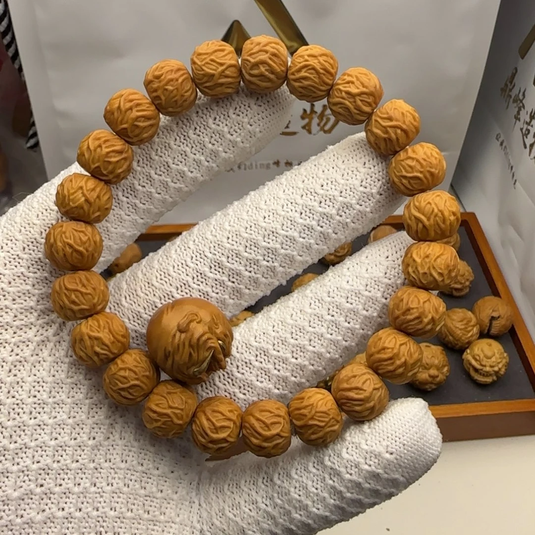 7***.吊坠猴头核桃刀疤➕毒液