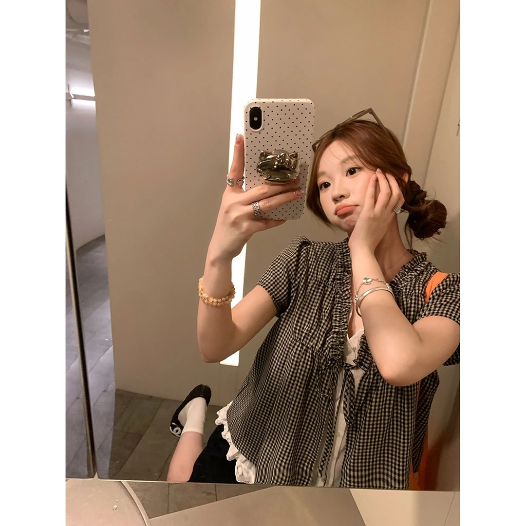 木耳边对丝工艺蝴蝶刺绣系带v领条纹短袖衬衫女夏季新款格子上衣