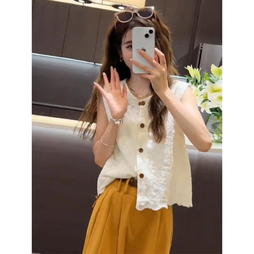 小个子显高时尚套装女法式镂空蕾丝无袖衬衫+百搭显瘦阔腿九分裤