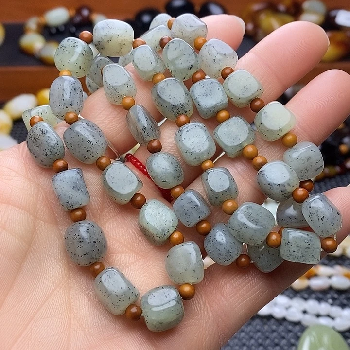 和田玉未镶嵌手链