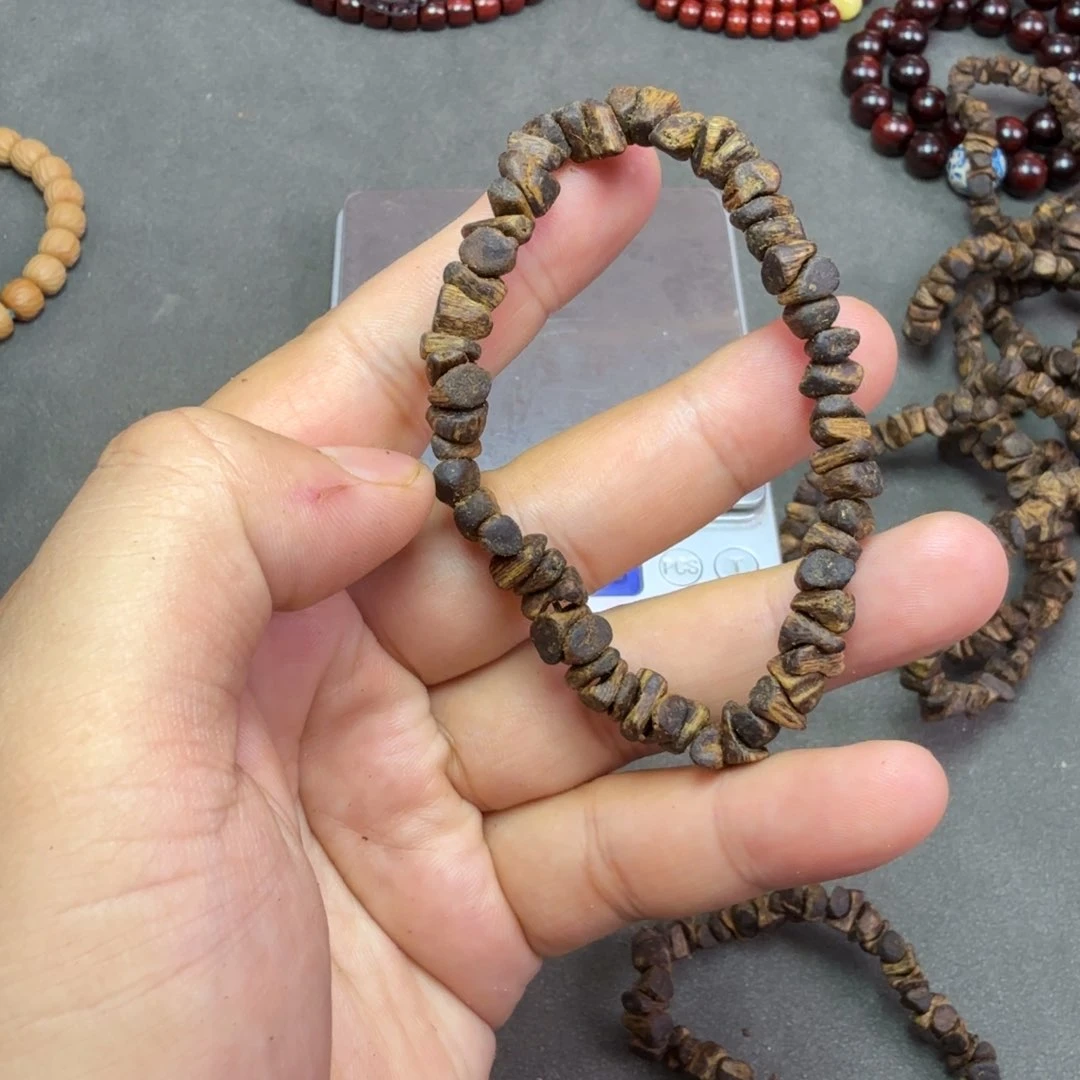 手串沉香小颗粒牛肉干