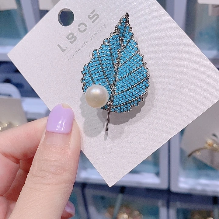 锆石铜合金蓝色叶子胸针