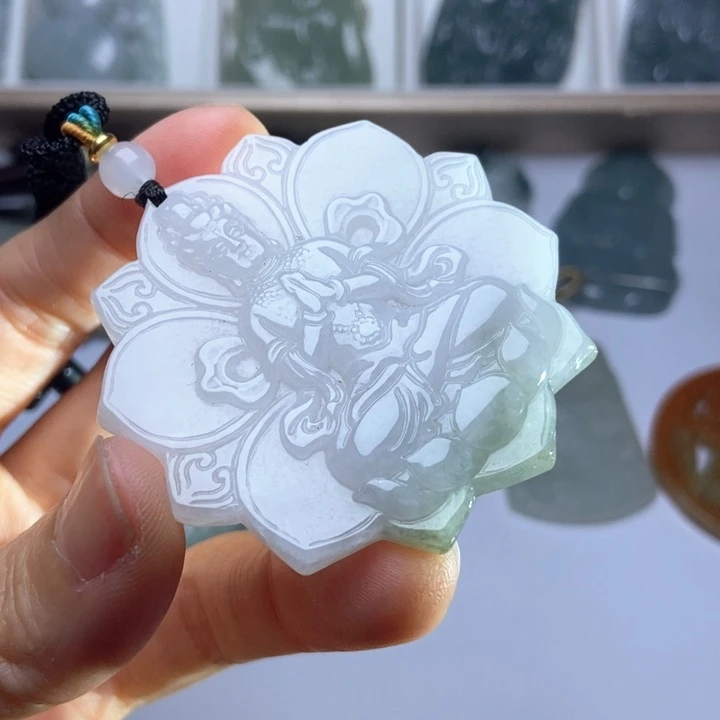 翡翠未镶嵌挂件翡翠