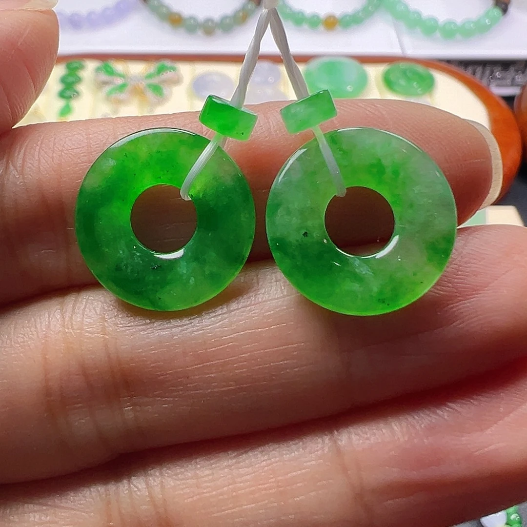 翡翠未镶嵌耳饰翡翠Ａ货冰绿甜甜圈卡16+