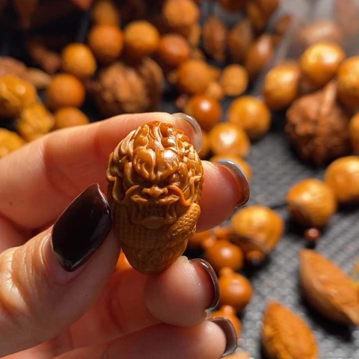 吊坠橄榄核受**头龙三通