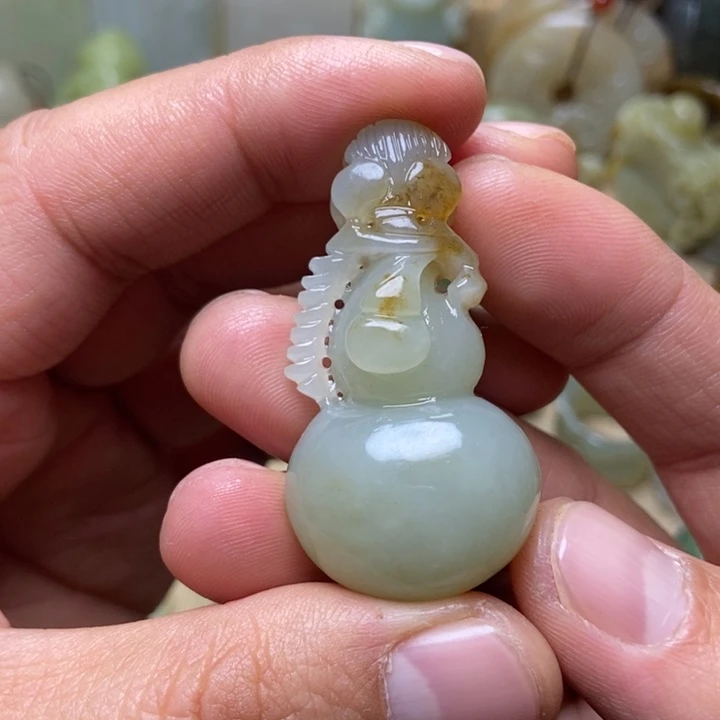 和田玉未镶嵌挂件