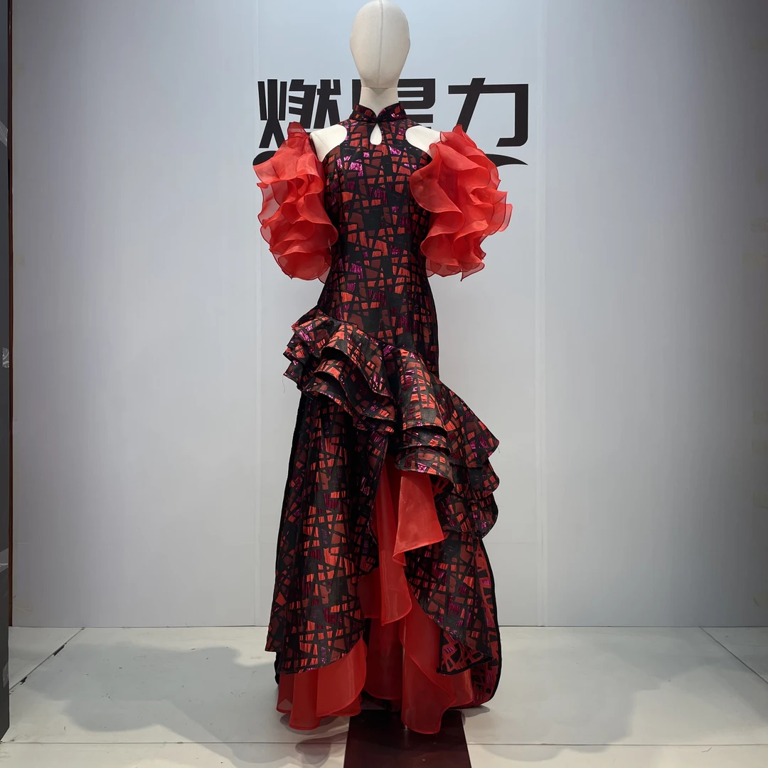 【燃星力 ICTP俏姐姐】红色菱格纱袖礼服裙 涤纶