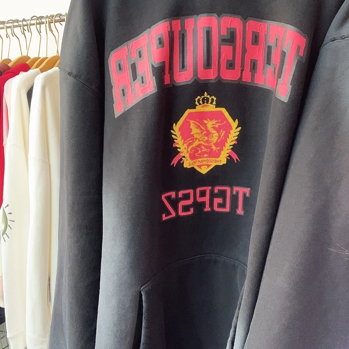 连帽加绒款卫衣l码数