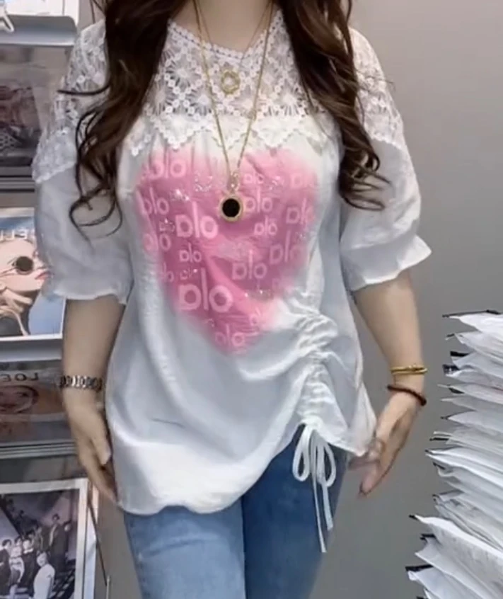 夏季新款时尚洋气凉爽爱心蕾丝拼接减龄遮肉显瘦百搭宽松款抽绳衫