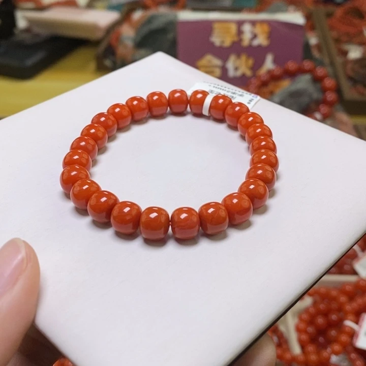 未镶嵌卡8+南红玛瑙