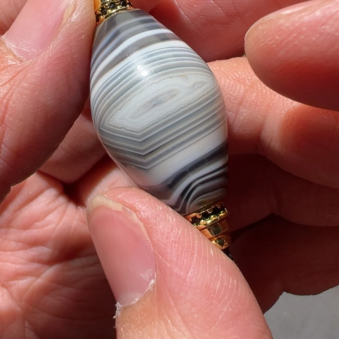 玛瑙/玉髓颈饰未镶嵌