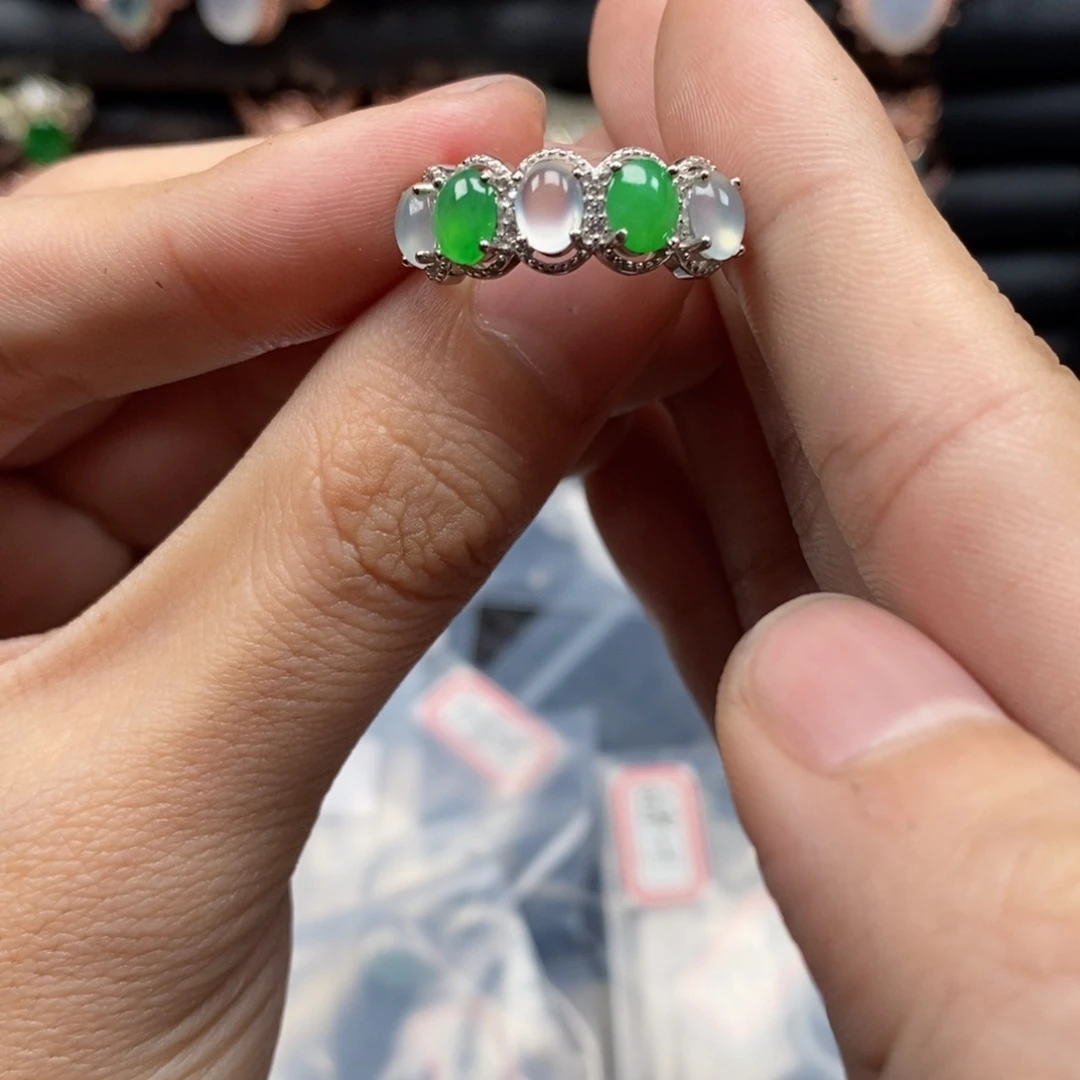 翡翠戒指银S925镶嵌邱**儿天然缅甸翡翠A货