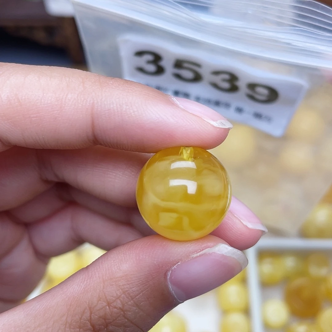 蜜蜡未镶嵌珠宝奇石粉16.8