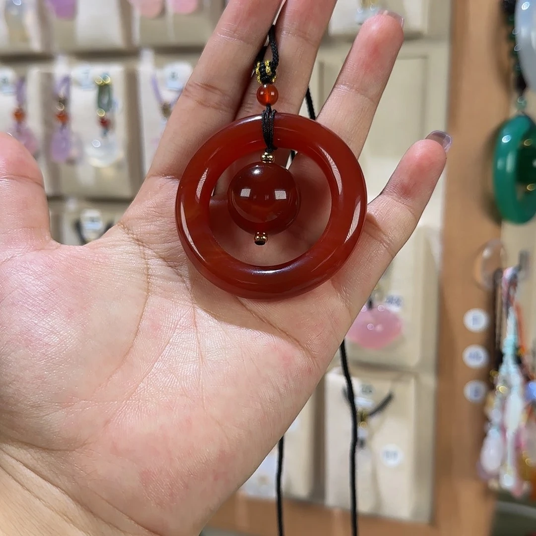 阿***.玛瑙/玉髓吊坠(赠链)未镶嵌