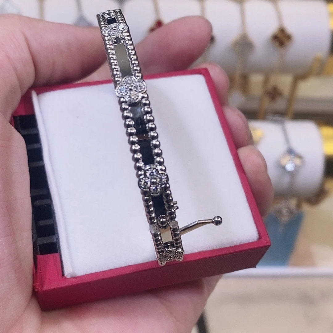 实验室培育钻石18K金镶嵌手镯