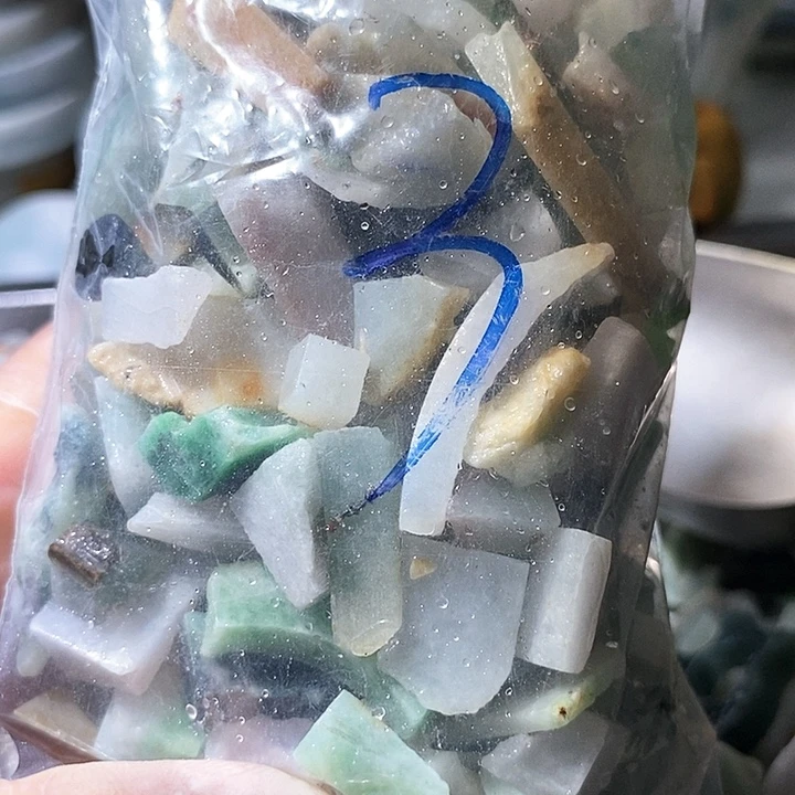 散珠翡翠边角料03