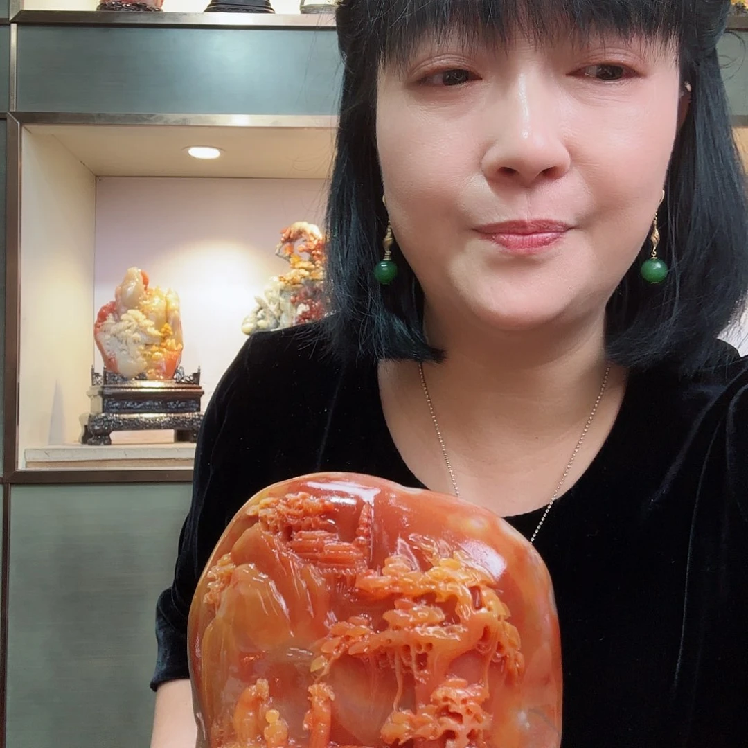 寿山石随**行昌化田黄摆件