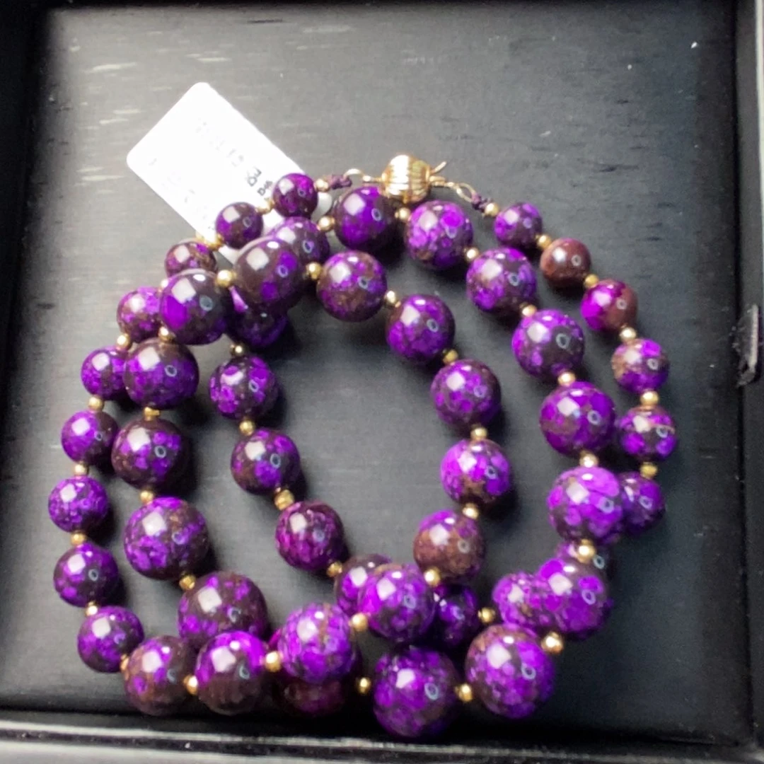 未镶嵌苏纪石（舒俱来）颈饰