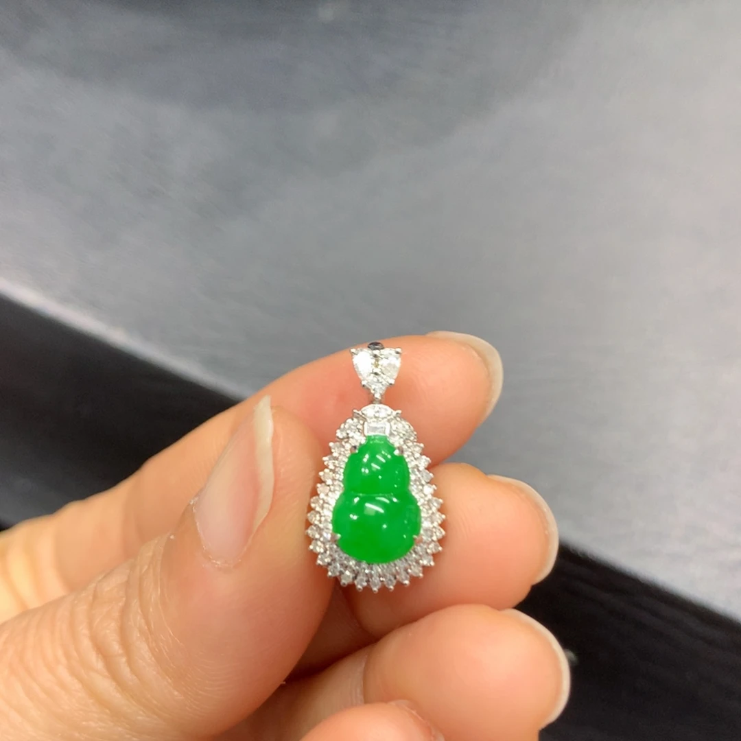 翡翠18K金镶嵌吊坠(不含链)