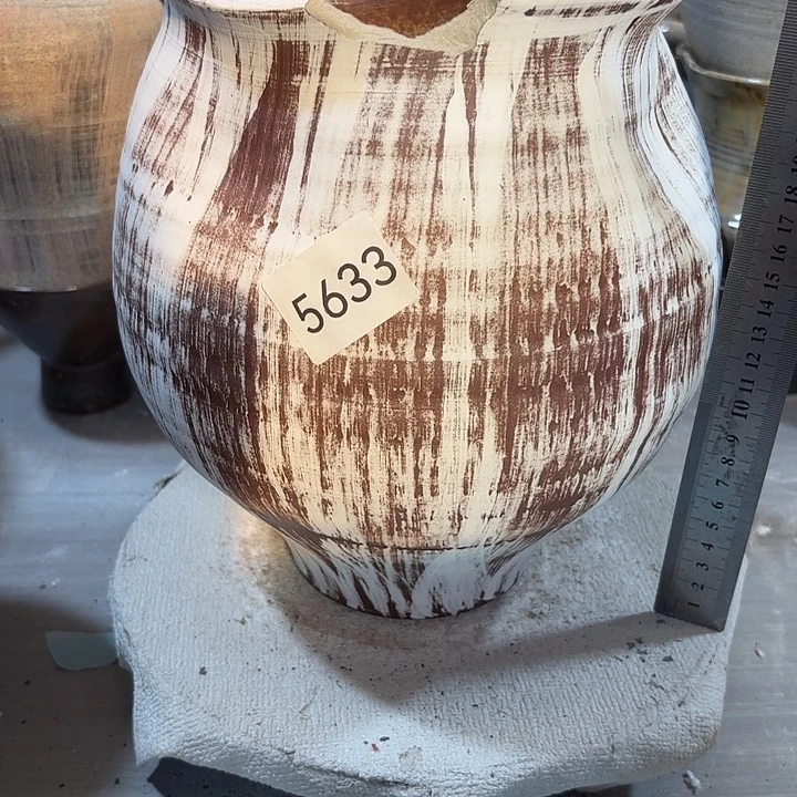 摆件高24，口15，瑕疵处理口磕碰，5633