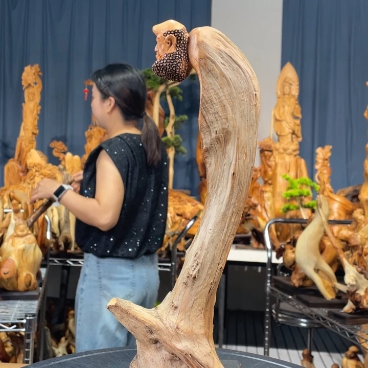 柏木（崖柏）随型摆件