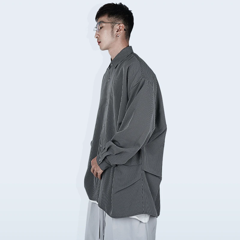 STREAMLET.CHEN:褶皱工艺廓形衬衫