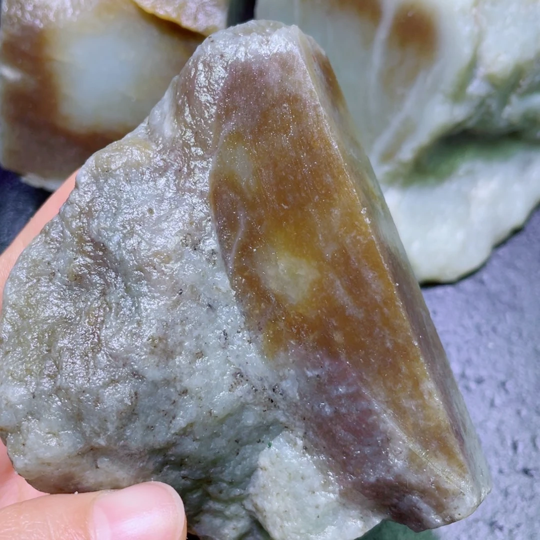 和田玉未镶嵌珠宝半成品