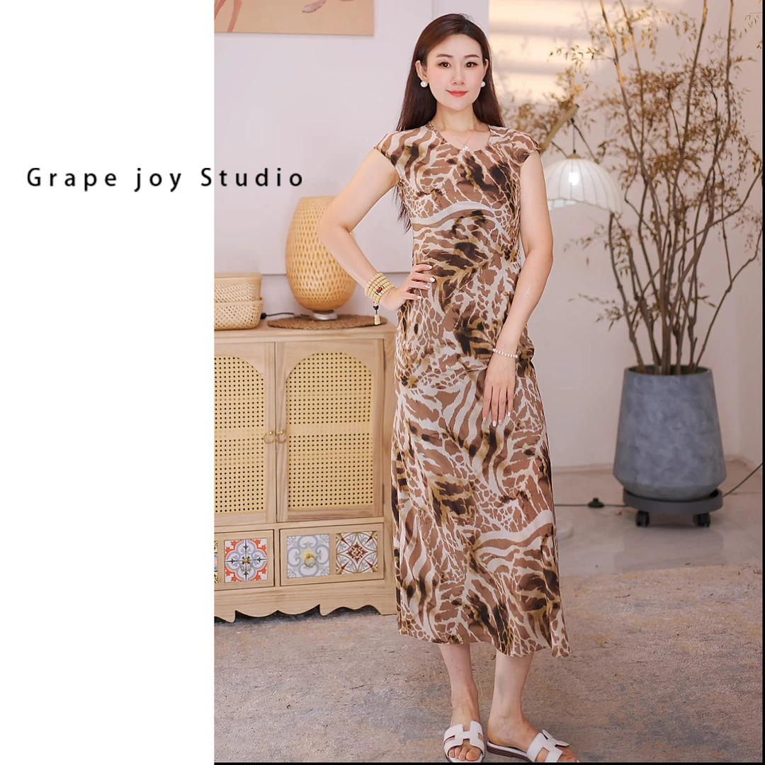 【嘉姐高定】时尚优雅法式桑蚕丝显瘦V领原创连衣裙TX05QZ2031-1